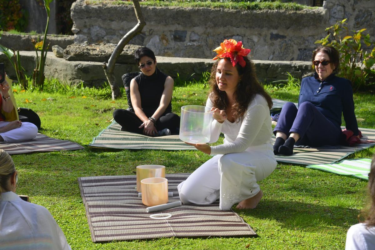 Ses terapisi ve meditasyon atölyesi