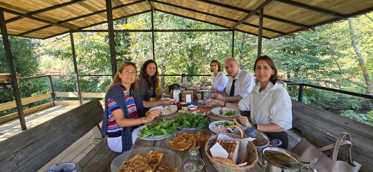 Şifa yemeği ve sohbeti